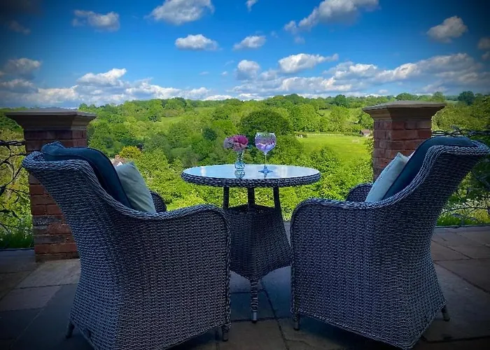 The Old Rectory - Valley View Room In Private Home